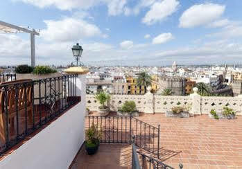 Tryp Sevilla Macarena Hotel 外观 照片