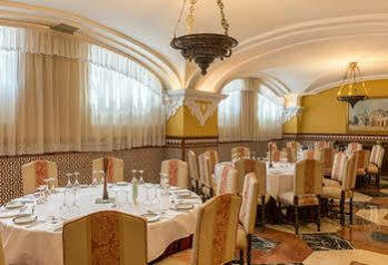 Tryp Sevilla Macarena Hotel 外观 照片