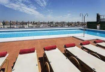 Tryp Sevilla Macarena Hotel 外观 照片